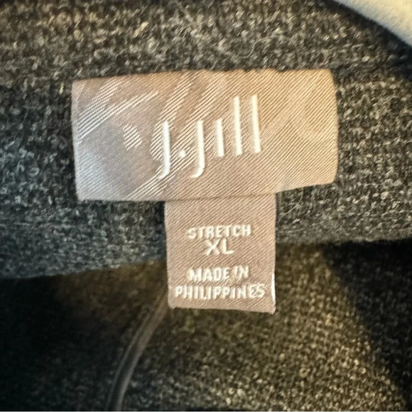 J. Jill Women's Wool Blend Two-Button Boyfriend Blazer Jacket - Picture 4 of 6